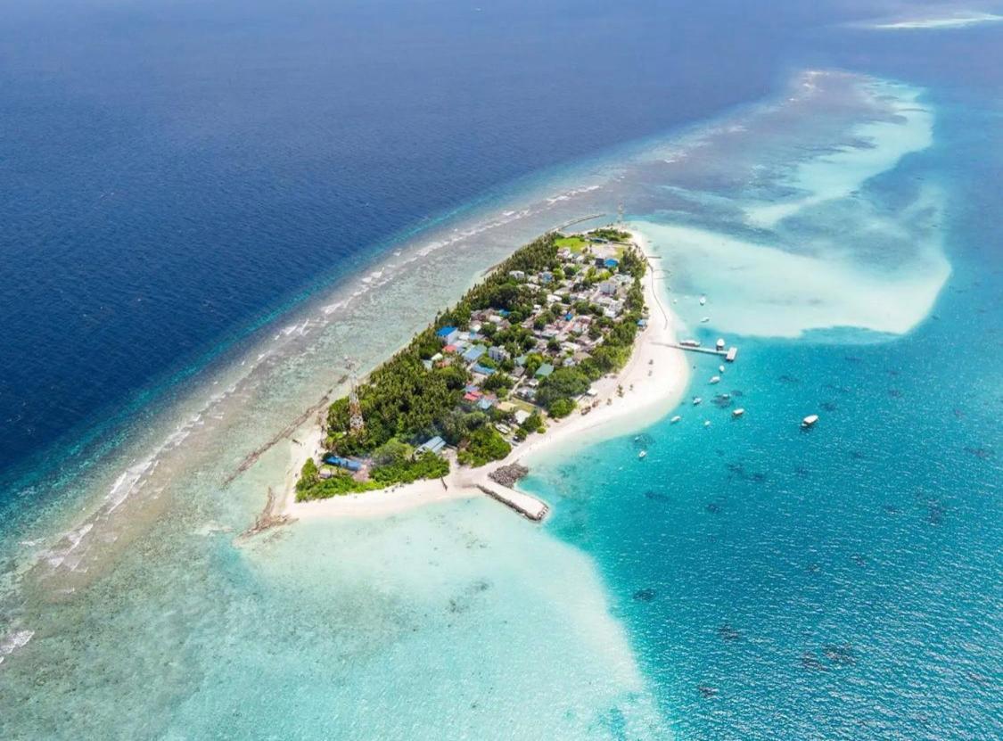 Fulidhoo Ihaa Lodge Exterior photo